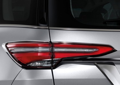 Viền trang trí đèn hậu (mạ Crôm) (2 chiếc/ Bộ)