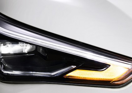 Cụm đèn trước